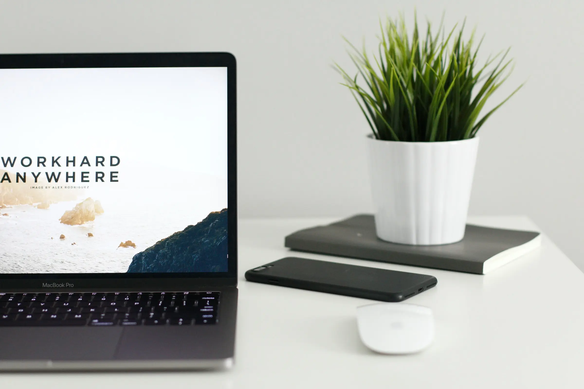 13 Graphic Design Interview Questions (With Sample Answers) 13 Graphic Design Interview Questions (With Sample Answers)